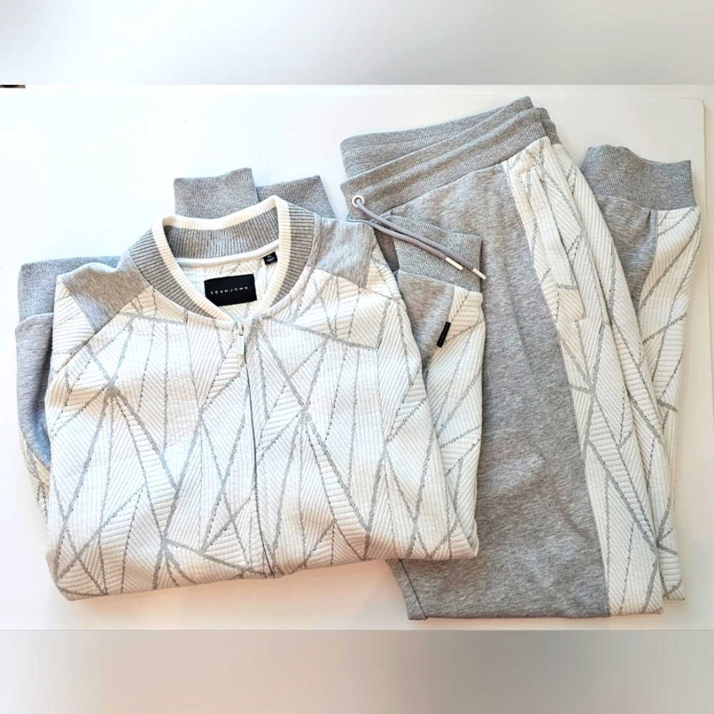 Sean Jean Casual Set with Zippered Jacket and Sweatpants Gray and White Sz XL